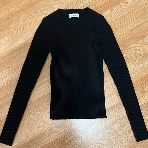 SOLD- Ribbed Black Top - Picture 3 of 4